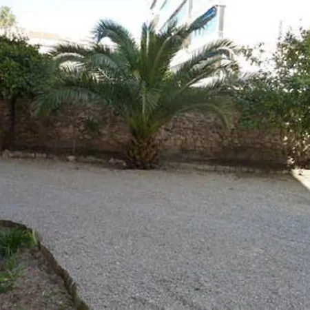 Appartement 'petite-maison' A Droite Vieux Port Palais - 3 Ou 4 Ch - 4 Tv - 3 Sdd - 2 Wc Indpdts - Fibre - Pkgs
