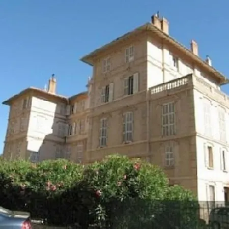 Apartamento 'petite-maison' A Droite Vieux Port Palais - 3 Ou 4 Ch - 4 Tv - 3 Sdd - 2 Wc Indpdts - Fibre - Pkgs *
