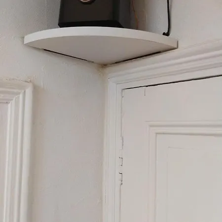 'petite-maison' A Droite Vieux Port Palais - 3 Ou 4 Ch - 4 Tv - 3 Sdd - 2 Wc Indpdts - Fibre - Pkgs