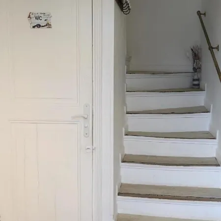 Apartamento 'petite-maison' A Droite Vieux Port Palais - 3 Ou 4 Ch - 4 Tv - 3 Sdd - 2 Wc Indpdts - Fibre - Pkgs Cannes