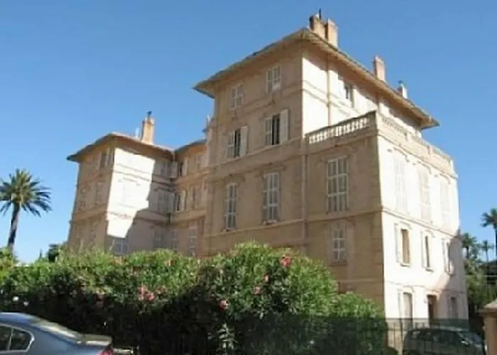 Apartment House - Plages Du Midi- 3 Ch - 3 Sdd - 2 Wc - Fibre - Pkgs *